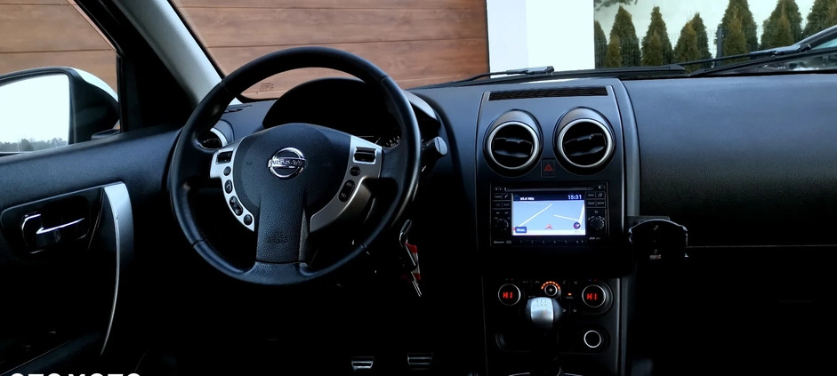 Nissan Qashqai cena 39900 przebieg: 197000, rok produkcji 2011 z Golczewo małe 781